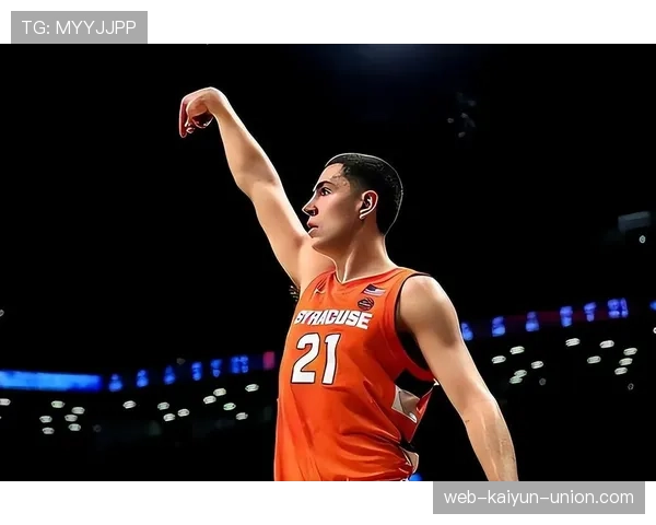 保罗·班切罗内线背打效率提升 拉开锋线得分空间