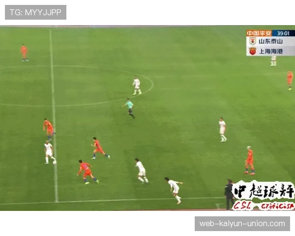 边裁职责：比赛中越位判定与裁判协助的关键要点