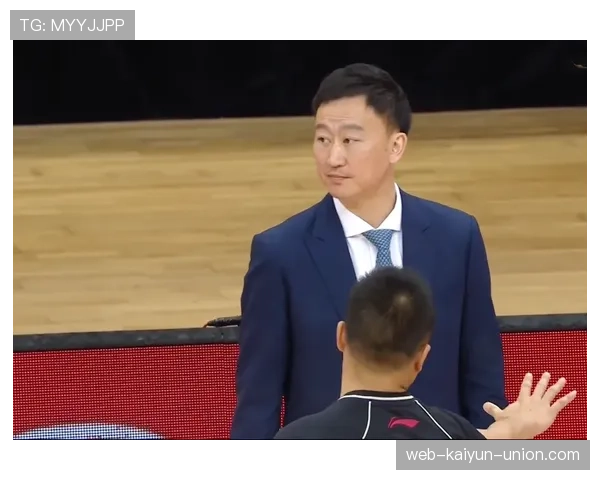 骑跨犯规判罚标准解析:何时算犯规为何裁判常忽视? 骑跨犯规判罚标准解析:何时算犯规为何裁判常忽视?