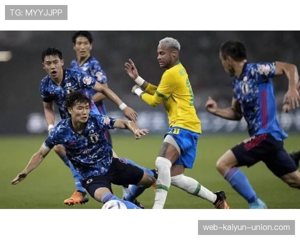 巴西晋级16强过程惊险:日本队顽强表现赢得尊重 巴西晋级16强过程惊险:日本队顽强表现赢得尊重